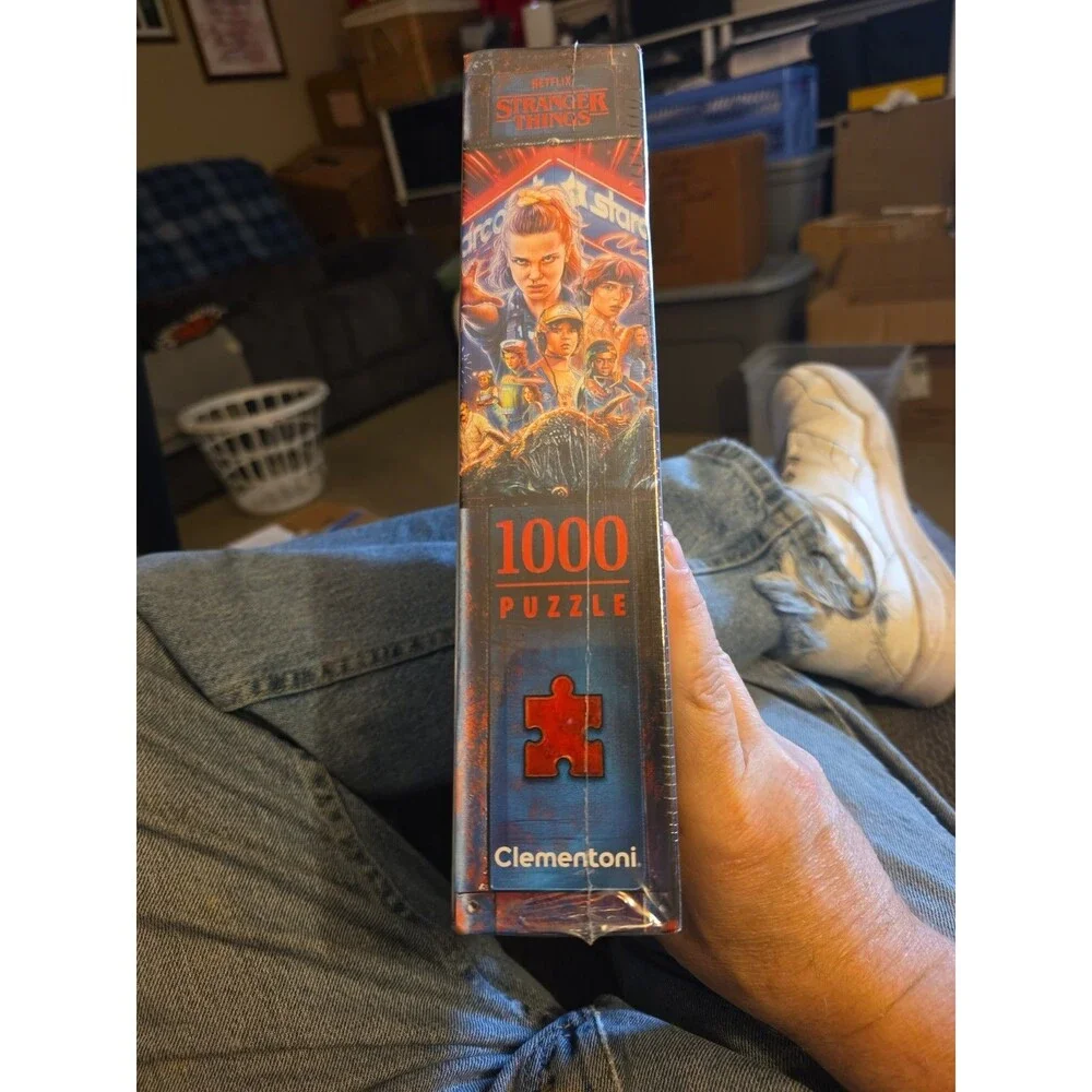 NEW & SEALED Clementoni 39979 Stranger Things 3 Netflix 1000 Pc Jigsaw Puzzle